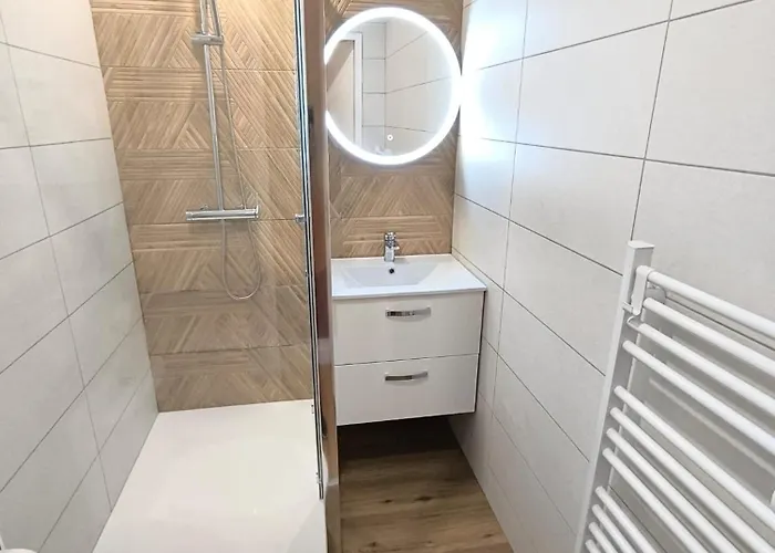 Lerelaisdodile Proche Gare *